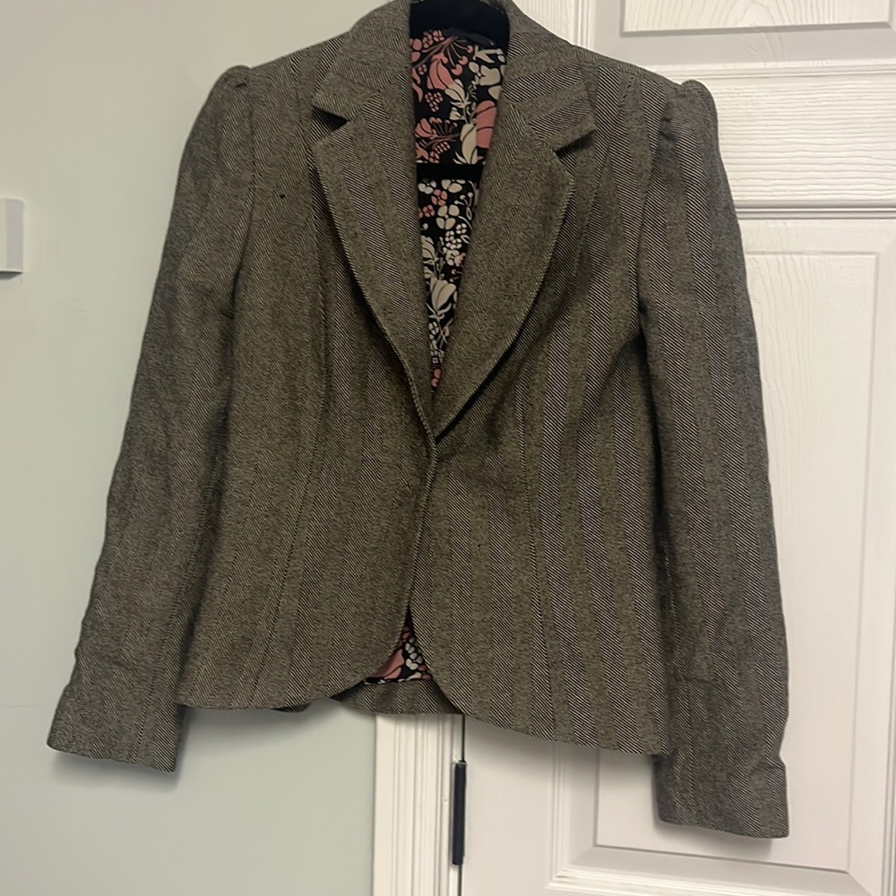 Banana Republic herringbone blazer 6